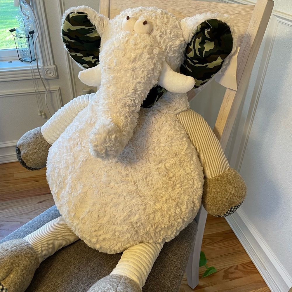 Jill Martin G.I.L.I Plush Animals BIG 33 inch Ivory Elephant Plush NWT
